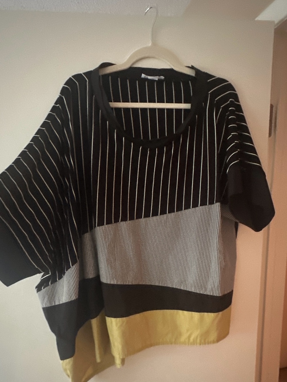Luukaa Black, White & Yellow Block-Stripe Short-Sleeve Crew Sweater